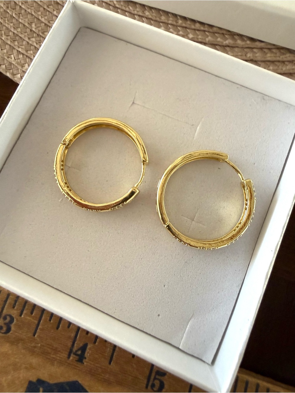 New Gold Plated Earrings - Picture 2 of 4